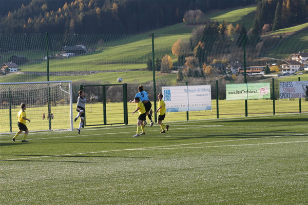 gal/09. Spieltag- Pichl Gsies-SV Reischach/2006-10-30 - SVR gg. Pichl Gsies 073.jpg